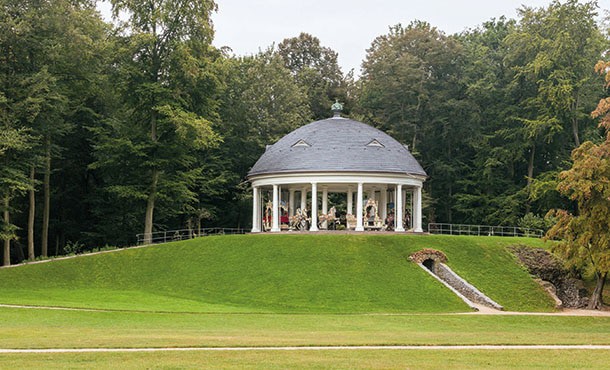 Das berühmte Karussell nach der Renovierung, Fotografie Olli Heimann, Verwaltung der Staatlichen Schlösser und Gärten Hessen (VSG), 2016